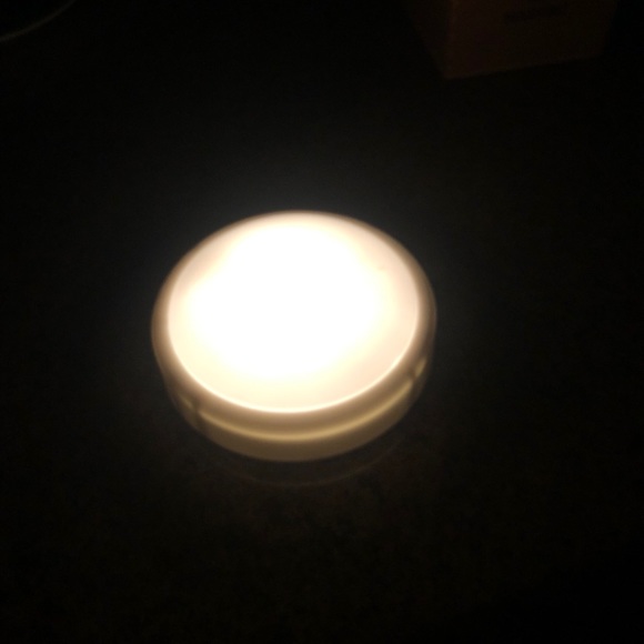 Closet/Pantry✨💡✨Light - Picture 2 of 7